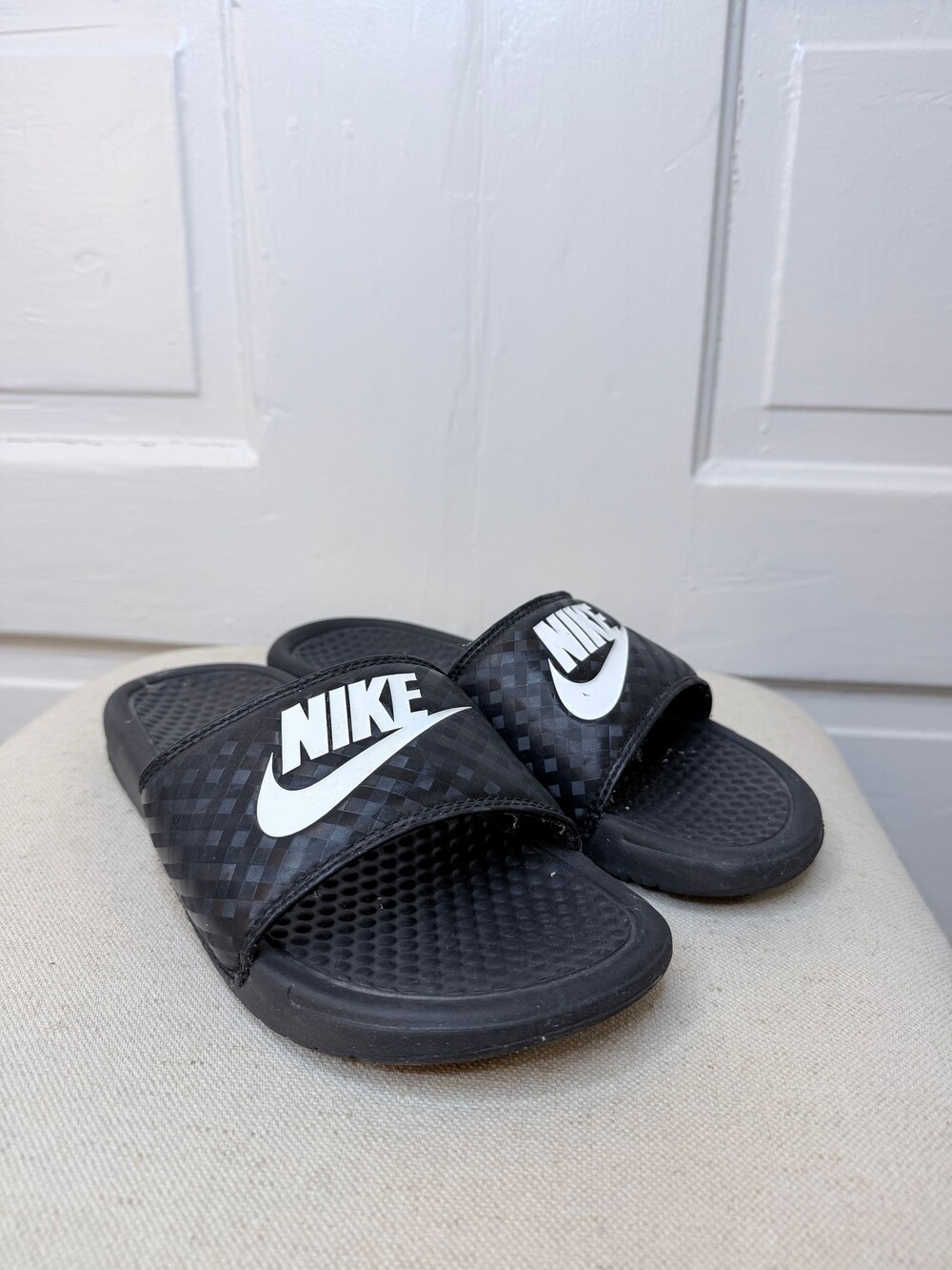 Nike Benassi JDI Black Slide Sandals Women's Size 7